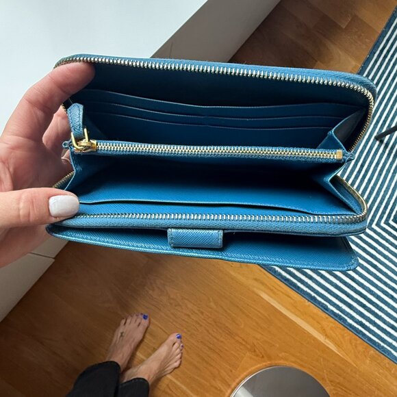Prada Saffiano wallet - Picture 6 of 8